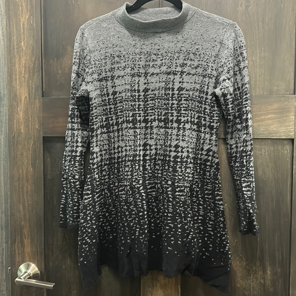 Size S Sweater - Picture 1 of 3